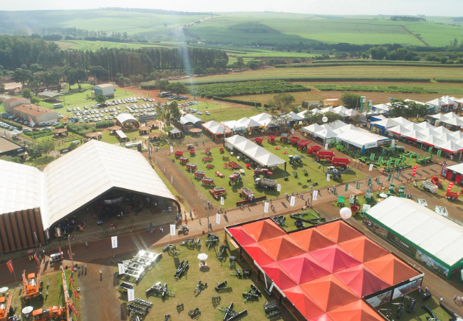 Imagem aérea dos estantes da Agrishow em 2022. Foto: Divulgação/Agrishow