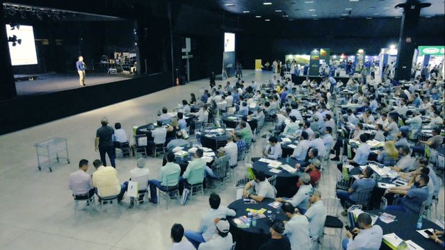 Boi gordo confinado: evento reúne 1,2 mil pecuaristas em Goiânia