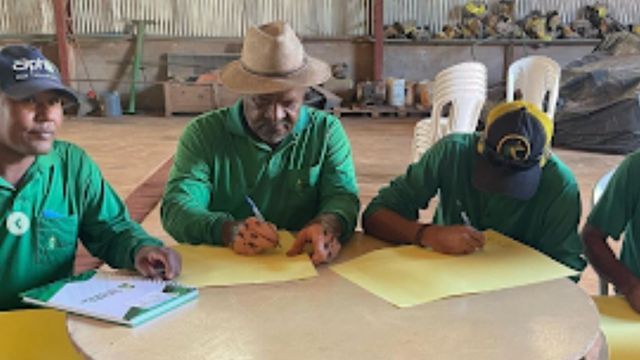 Dinâmicas de grupo feitas na fazenda. Foto: Divulgação