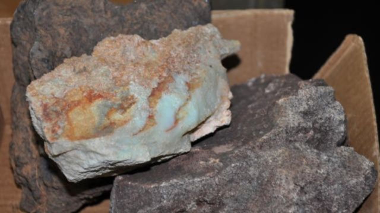 Pó de rocha funciona mesmo para recuperação mineral do solo?